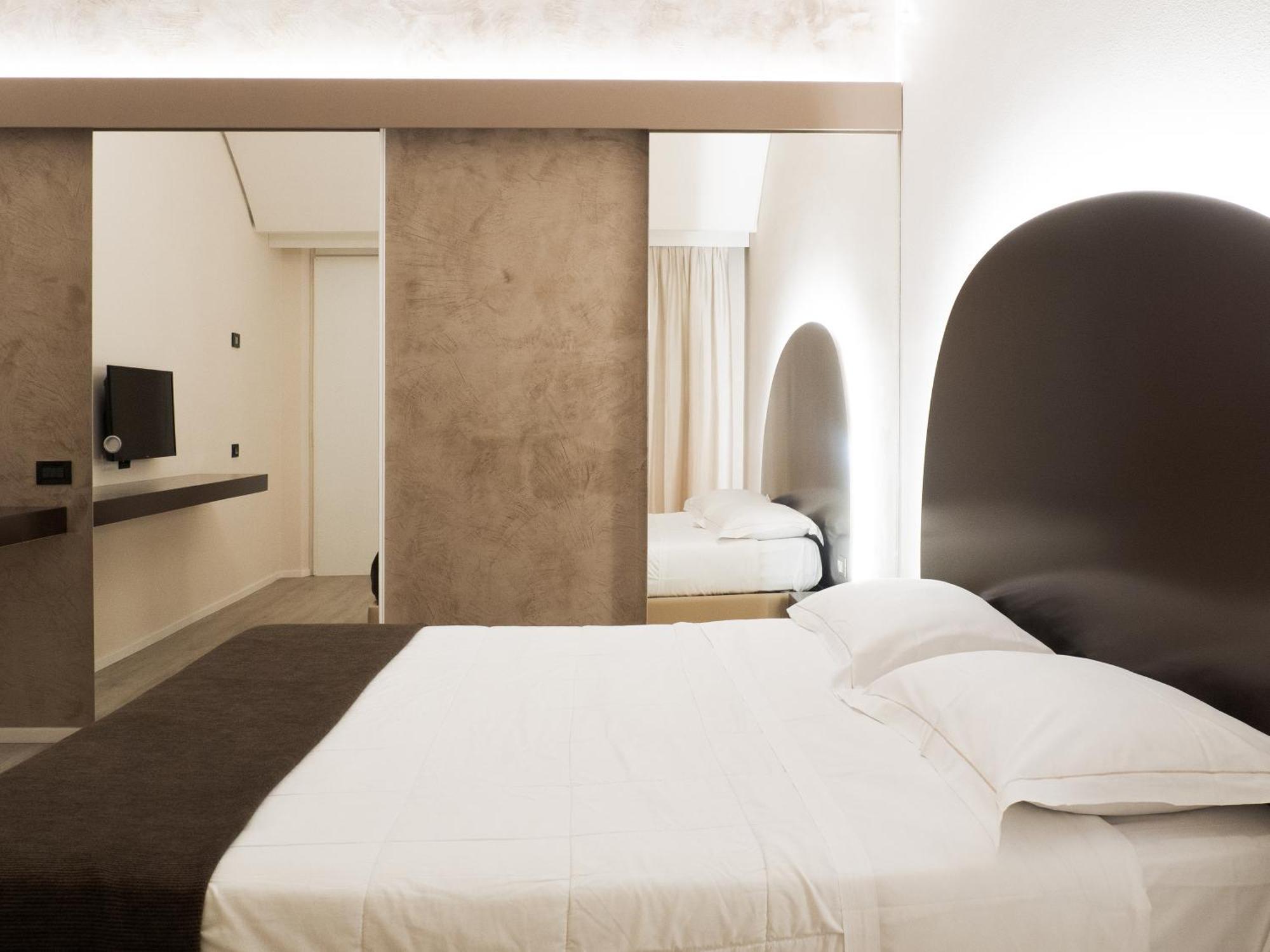 Dealuna Motel Fidenza Luaran gambar