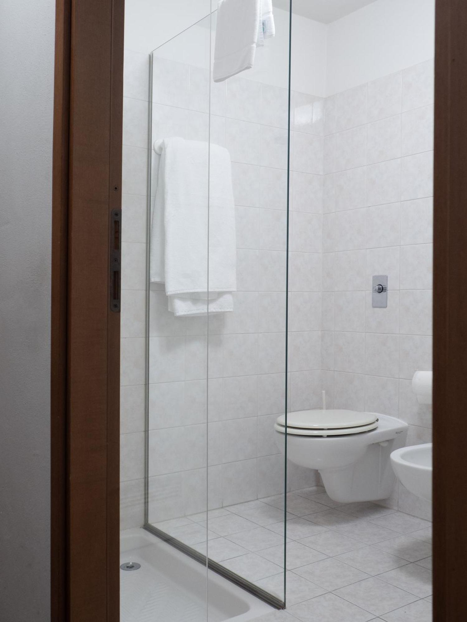 Dealuna Motel Fidenza Luaran gambar