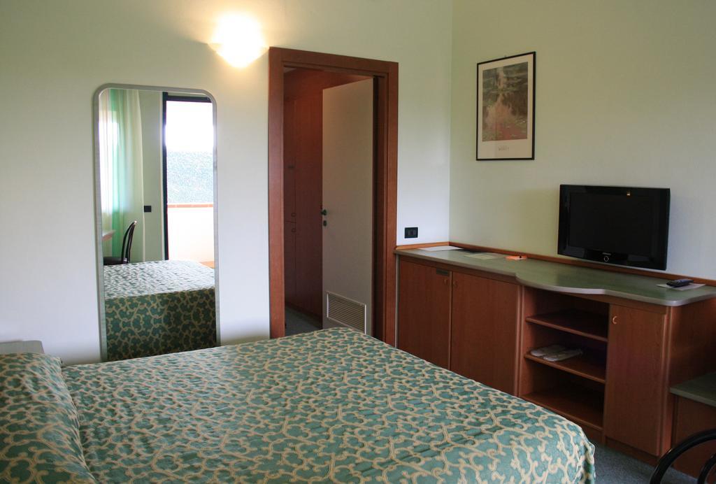 Dealuna Motel Fidenza Luaran gambar